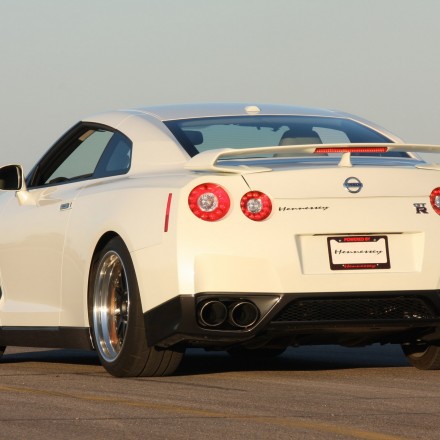 Hennessey-Nissan_GT_R_Godzilla_mp749_pic_76946