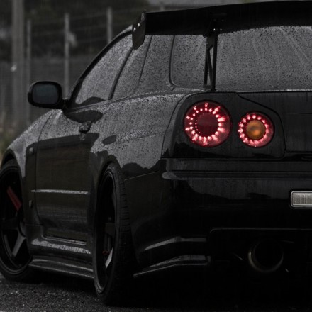 Nissan-Skyline-R34-Black-Stance-Nation