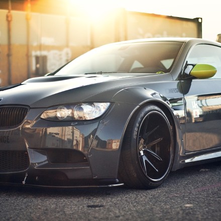 liberty-walk-e92-bmw-nitto