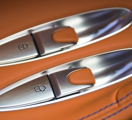 Bugatti-Chiron-26-740x400