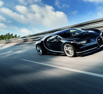 Bugatti-Chiron-39-740x400