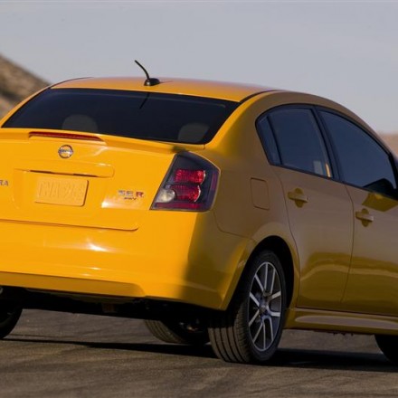 nissan_Sentra_SER_2008-04-800