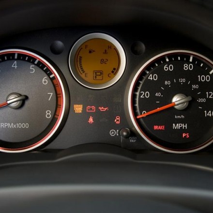 nissan_Sentra_SER_2008-i09-800