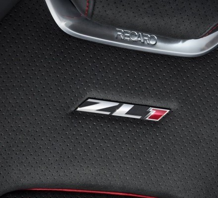 2017-Chevrolet-Camaro-ZL1-3-740x400