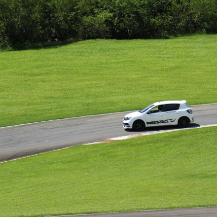 b28bed27-0fe7-4dd7-ada8-a69a07a51039